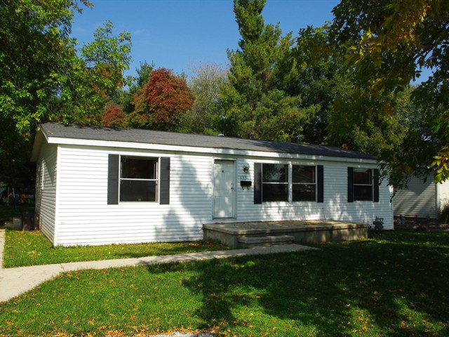 635 S. 7th Breese 2012 1012_9809