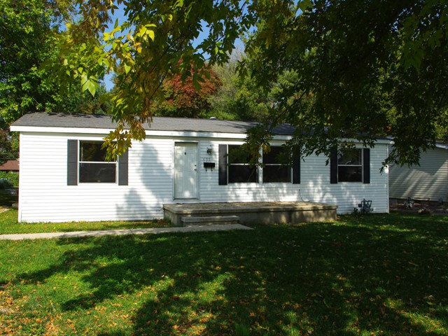 635 S. 7th Breese 2012 1012_9810